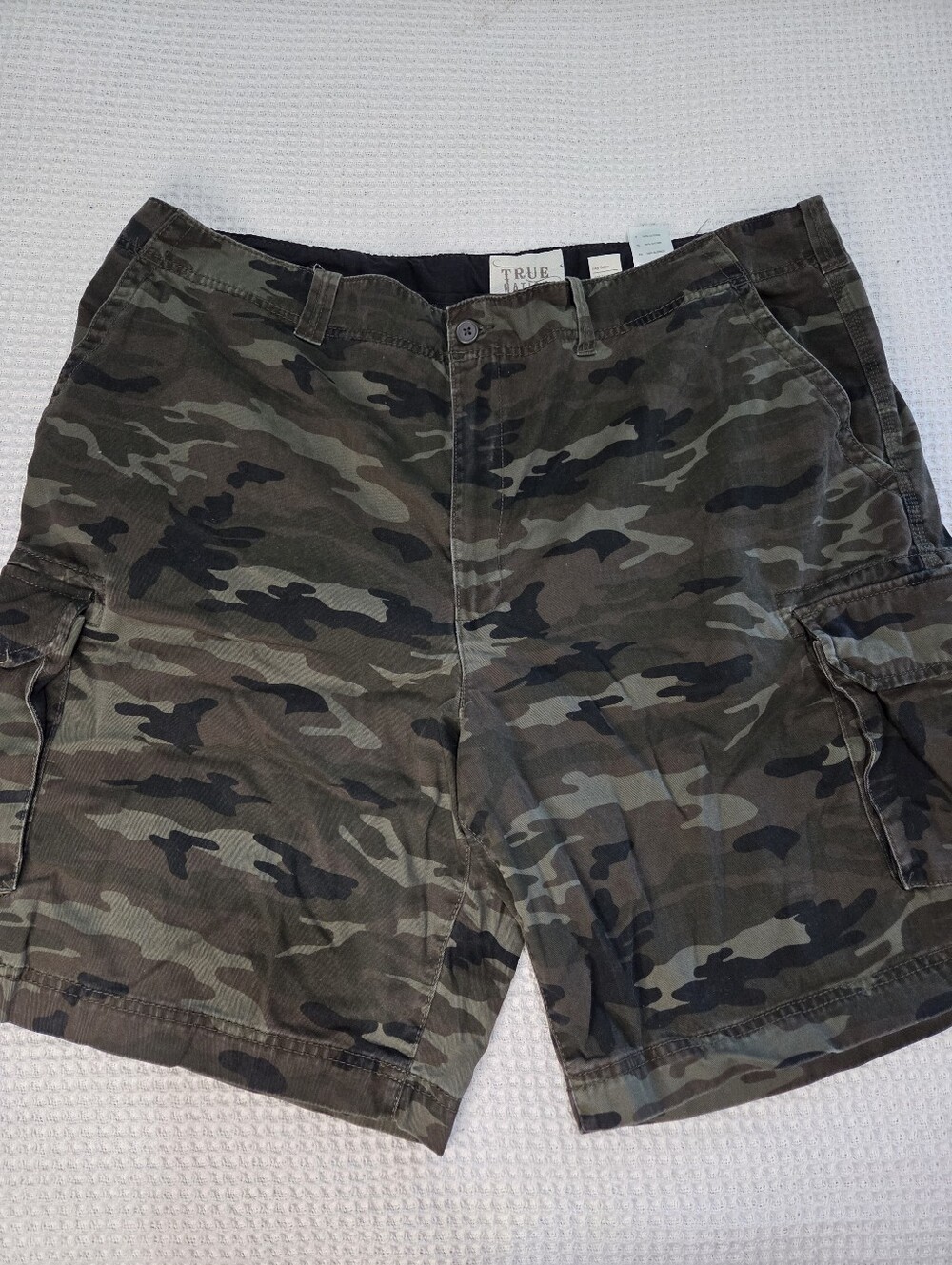 True Nation Camo Shorts Size 46
